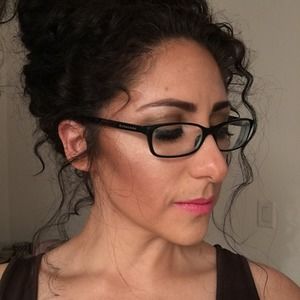 Meet your Posher, Sabrina
